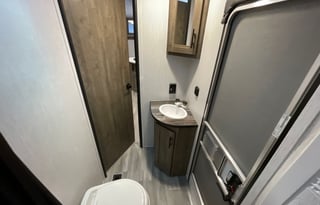 Family Approved "Glamper" Camper Rental
