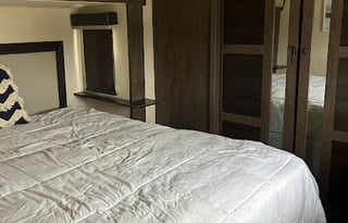 Forest River Hemisphere spacious fifth wheel