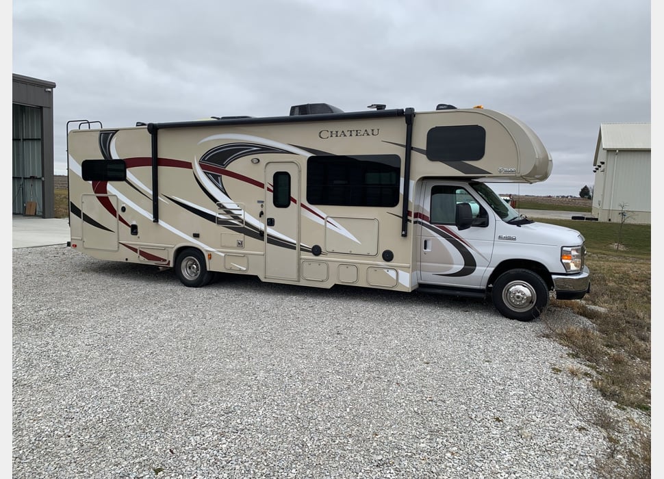 Class C Motor Home rentals in Adel