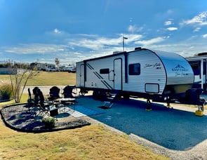 EAST TO WEST Silver Lake 26BHLE