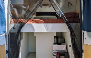 Deazy: RAM ProMaster Camper Van