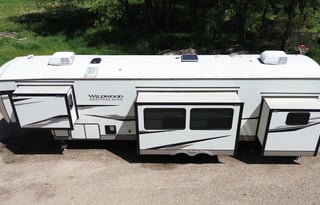 2022 Forest River RV Wildwood Heritage Glen 353BED
