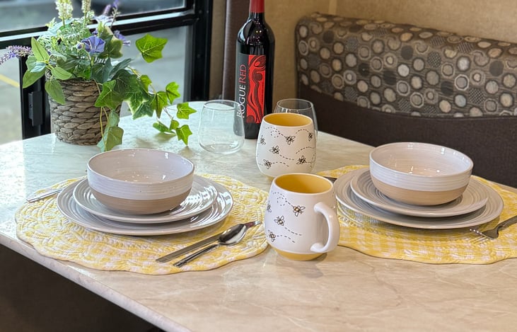 Bench Seat Dinning Table