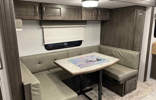 "Orion" 26' Bunkhouse, sleeps 8, loaded amenities