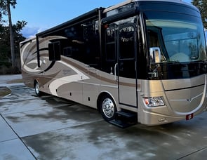 Fleetwood RV Discovery 40X