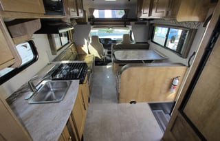 2020 Leprechaun w/ Solar/Lithium System