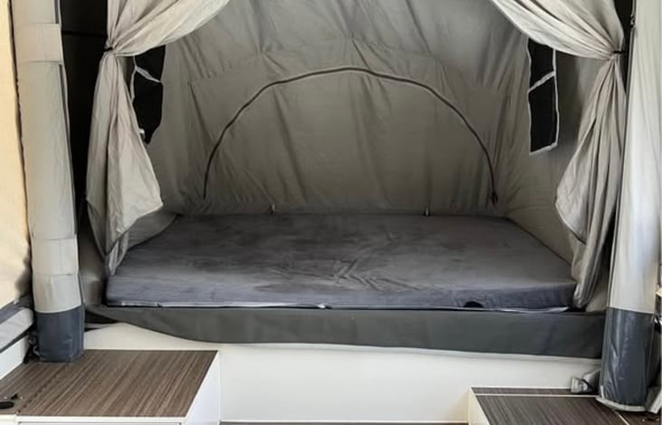 1 of 2 beds