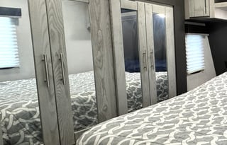 2021 Keystone Impact Fuzion 415