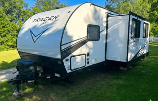 The Great Lakes Wagon -Sleeps 8