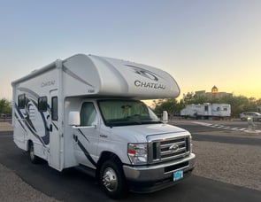 Thor Motor Coach Chateau 22E