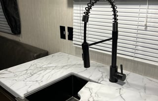 ToyHauler 2021 FR Cherokee Grey Wolf 26RR