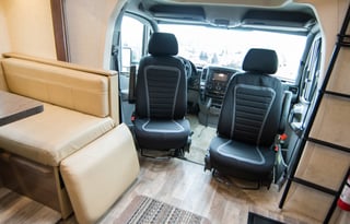 Mercedes Winnebago - Model J - G