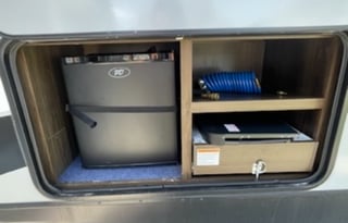 Cousin Eddie - 2018 Keystone RV Bullet 287QBS