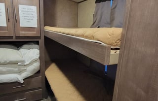 2016 Forestriver Surveyor 295QBLE