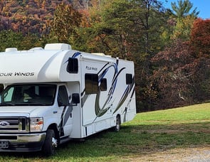 Thor Motor Coach Four Winds 30D