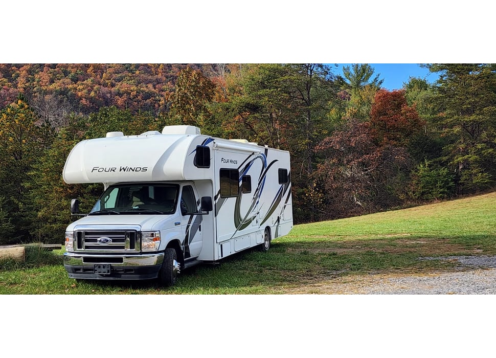 Class C Motor Home rentals in Tavares