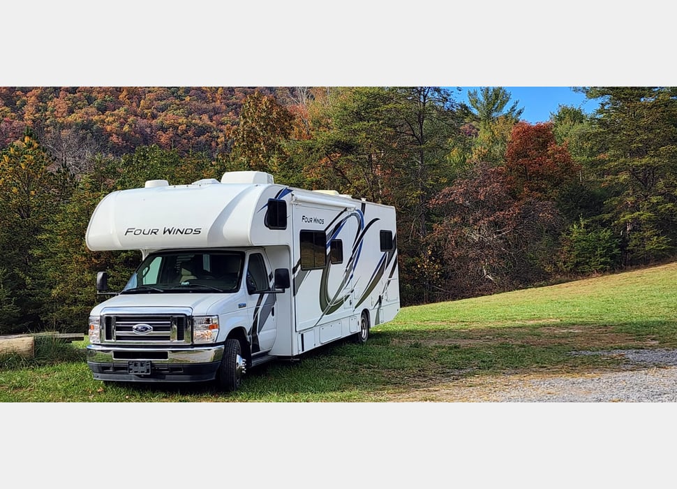 Class C Motor Home rentals in Tavares