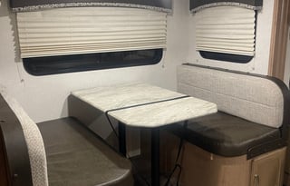 2020 Winnebago Minnie Winnie 2500FL