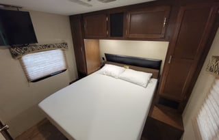 Venture SportTrek 290VIK