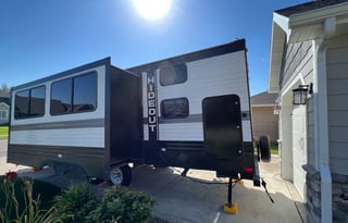 2022 Keystone RV Hideout 28BHSWE