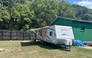 Jay Jay’s Escape – Comfort & Adventure for All!