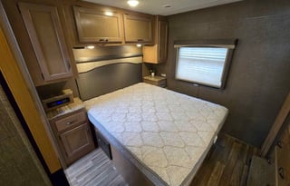 2018 Thor Motor Coach ACE 30.2