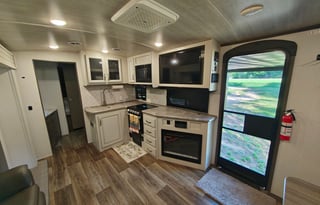 2023 Keystone RV Cougar Half-Ton 30BHS