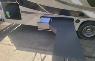 2021 Coachmen RV Leprechaun 319MB Ford 450