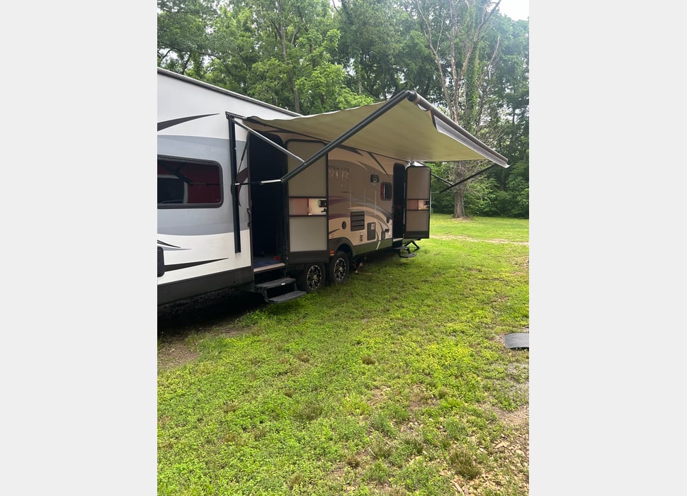 Toy Hauler rentals in Edmond