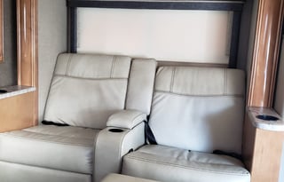 2018 Mercedes Thor Synergy 24TT Sprinter 3.0L V6 Diesel