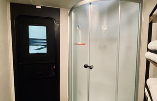 DELIVERY ONLY! 3-BUNK BEDROOM!Family Friendly!