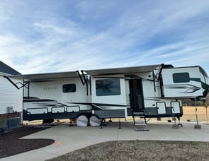 Keystone RV Alpine 3712KB