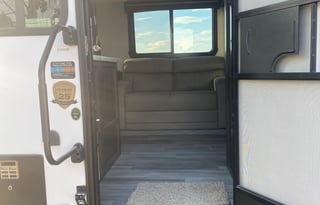 2021 CrossRoads RV Cruiser Aire CR33BHB