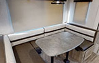 2021 Palomino Puma 32MBDS