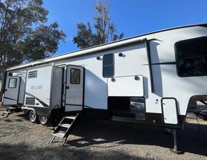 Dutchmen RV Atlas 3602LFKB