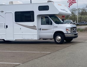 Thor Motor Coach Majestic TMC Majestic 28A