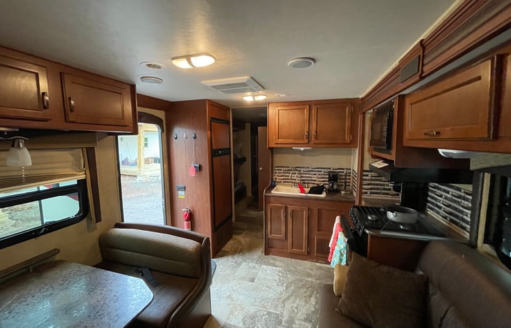 2015 Redhawk 31XL | RVshare