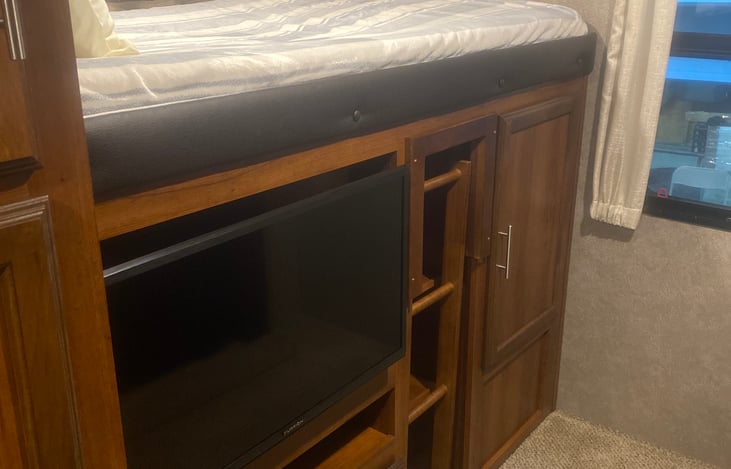 Back bunk house, the first bunk bed.