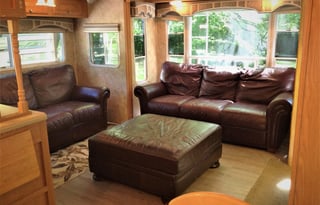 Tranquility by the Creek in 37' Fifth Wheel, 3 Slide Outs, Sleeps 2