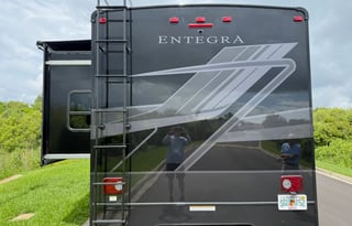 BRAND NEW 2026 Entegra Esteem 27U 30' Class C