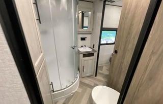 2 bed 2 bath double slides