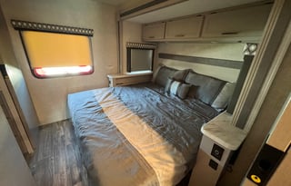 2022 Thor Motor Coach Hurricane 31C