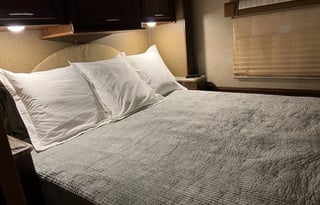 2017 coachmen pursuit 31'