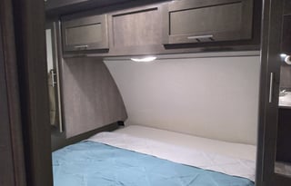 2017 CrossRoads RV Sunset Trail Super Lite SS264BH