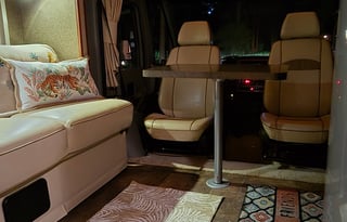 2013 Winnebago - VIA 25Q - Mercedes Diesel