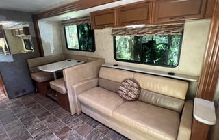 Thor Motor Coach A.C.E. 30' Class A Motorhome