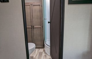 *Delivery Only* 2021 Venture RV SportTrek ST271VMB