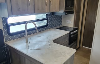 Work and play toyhauler