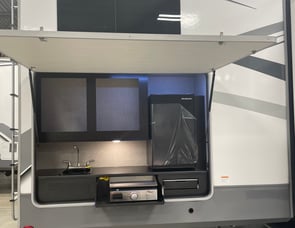 Highland Ridge RV Open Range OF374BHS