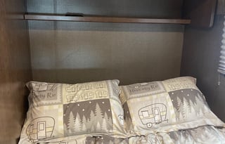 Adventure-Ready 2019 Winnebago Outlook 25J –